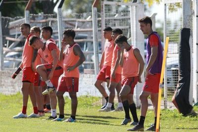 Los equipos de fútbol argentinos volverán a entrenar desde el 10 de agosto