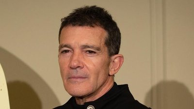 Antonio Banderas anuncia que está en cuarentena al dar positivo por COVID-19