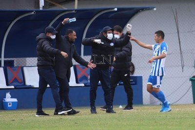 Mario Jara: 'Esta clase de partidos se ganan con actitud, sin tanto juego'
