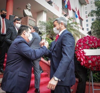 Marito y Cartes se reunieron en el local de la ANR para festejar su 133° aniversario