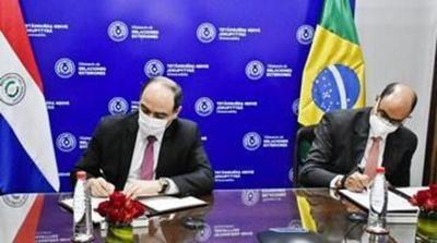 Paraguay y Brasil firman acuerdo para reactivar el comercio fronterizo y paliar la crisis