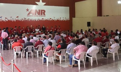 Aplazan asamblea de ANR - Edicion Impresa - ABC Color