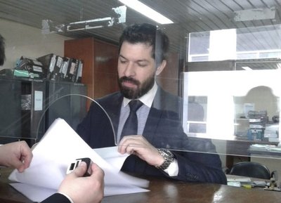 Nuevo fiscal sería del “grupo apriete” - Edicion Impresa - ABC Color