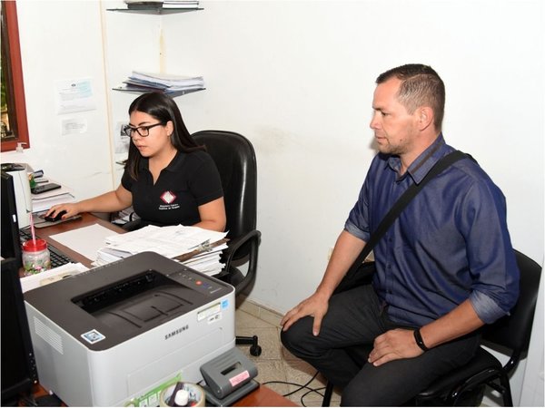 Policías podrían ser imputados por agresión a fotógrafo en desalojo