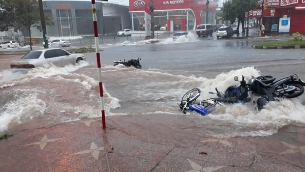 Dos días de intensas lluvias e inundaciones en el Sur del país - ADN Paraguayo