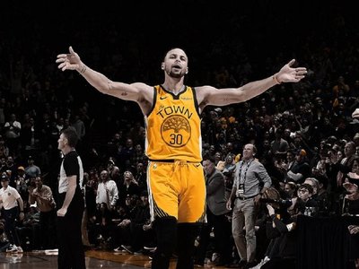 Warriors se reivindican ante Nuggets
