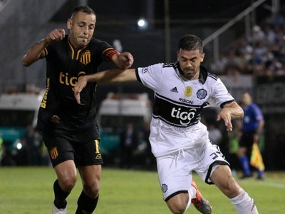 Quieren jugar ante el Decano en el interior