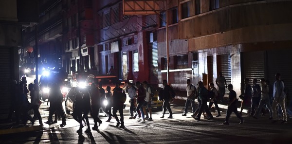 Apagón en Venezuela paralizó al país