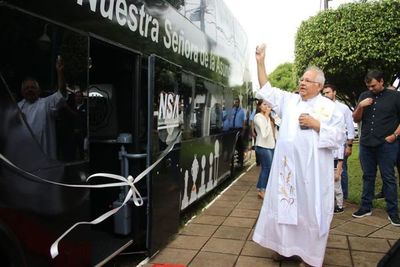 Olimpia ya estrenó nuevo bus