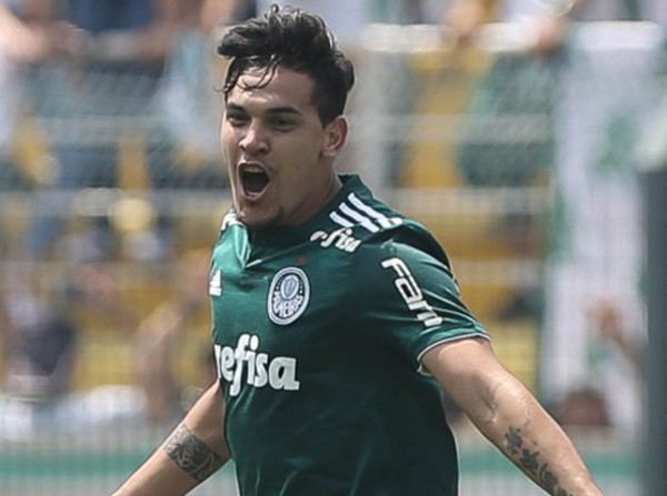 Gustavo Gómez marca otro gol con el Palmeiras