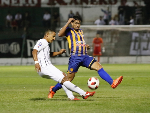 Libertad empató ante Luqueño en el debut de José Chamot