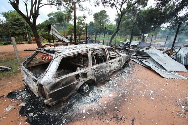 Cobraban millones a sintechos prometiendo titulación de lotes