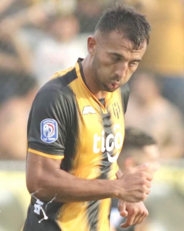“Partido a partido”, he’i el todoterreno de Guaraní