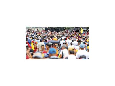 “Cada día peor”: Protesta contra Maduro en medio de masivo apagón