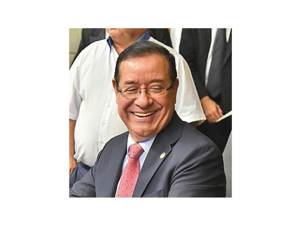 Cuevas se lavó las manos sobre incrementos