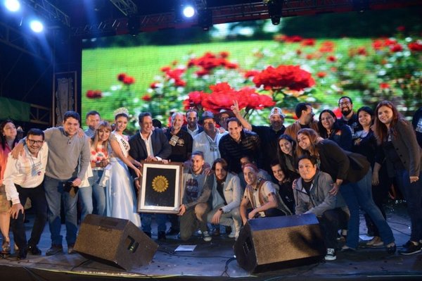 NestorLo y Los caminantes ganan el ñandutí de oro - Nacionales - ABC Color