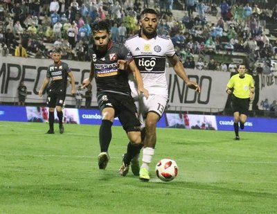 En un polémico partido, Olimpia y River empataron sin goles » Ñanduti