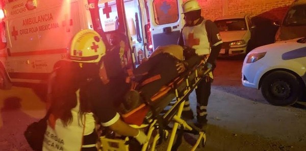 Sicarios encapuchados mataron a 15 personas en un bar en México - ADN Paraguayo