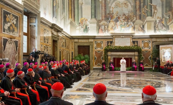El papa y la curia inician la semana de ejercicios espirituales fuera de Roma | .::Agencia IP::.