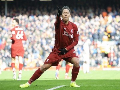 El Liverpool golea al Burnley y se aferra a la Premier