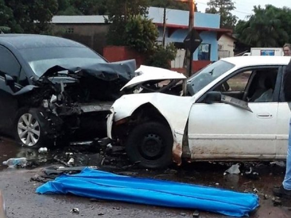 Choque frontal deja un fallecido y cuatro heridos en Naranjal