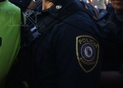 Fiscal acusa a joven que simulaba ser agente policial