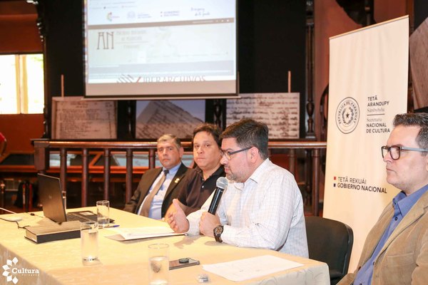 Presentaron digitalización completa del Archivo Histórico del Paraguay » Ñanduti