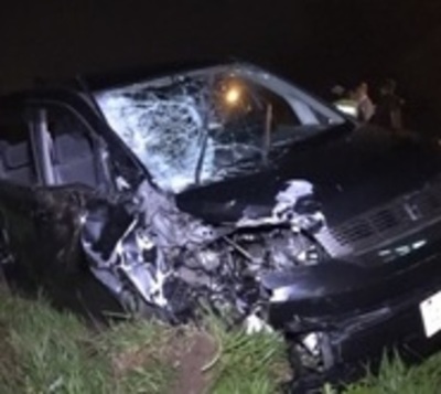 Pista mojada provoca fatal accidente en Ypacaraí - Paraguay.com