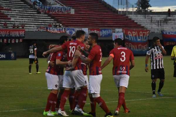 El Ciclón arrasa en el Este - ADN Paraguayo