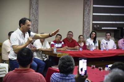 Cabañas suma apoyo para las internas coloradas - ADN Paraguayo