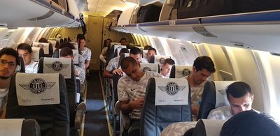 Libertad viajó con 20 futbolistas a Porto Alegre para enfrentarse a Gremio » Ñanduti