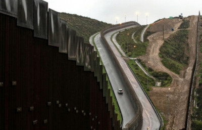 Trump pedirá USD 8.600 millones para el muro con México - Radio 1000 AM
