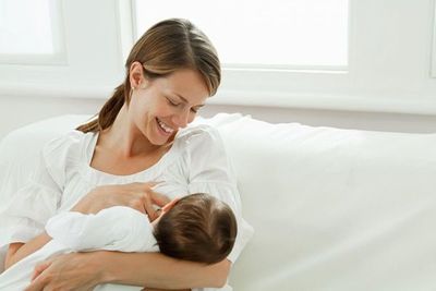 De vuelta al trabajo: tips para conservar la leche materna