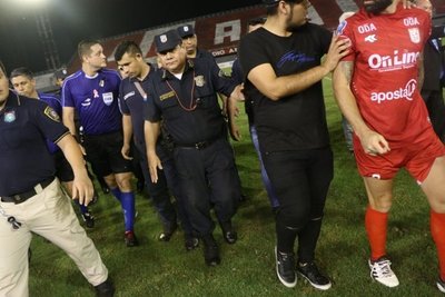 La drástica decisión que tomaría el arbitraje paraguayo