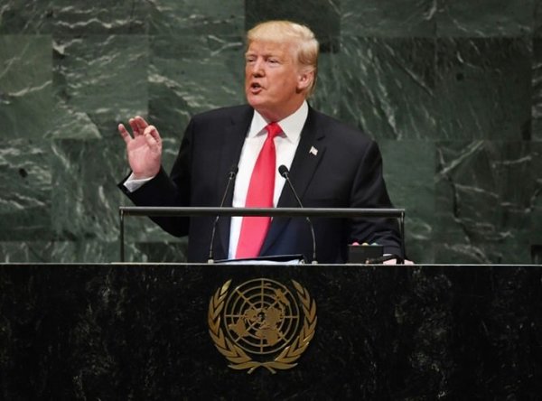 Trump pide cortar ayuda a Latinoamérica y guardar 500 millones para Venezuela » Ñanduti