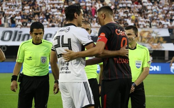 Un paraguayo entre los mejores goleadores del mundo