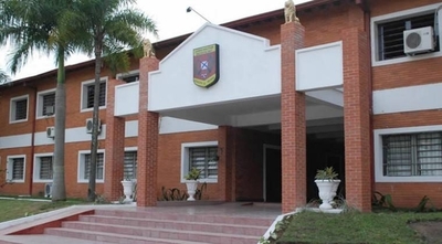 HOY / Torturas a adolescentes en el Liceo Militar: piden a fiscalía imputar a los culpables