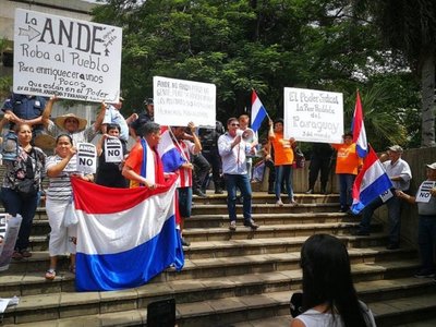 ANDE: indignados repudian facturas astronómicas - Nacionales - ABC Color