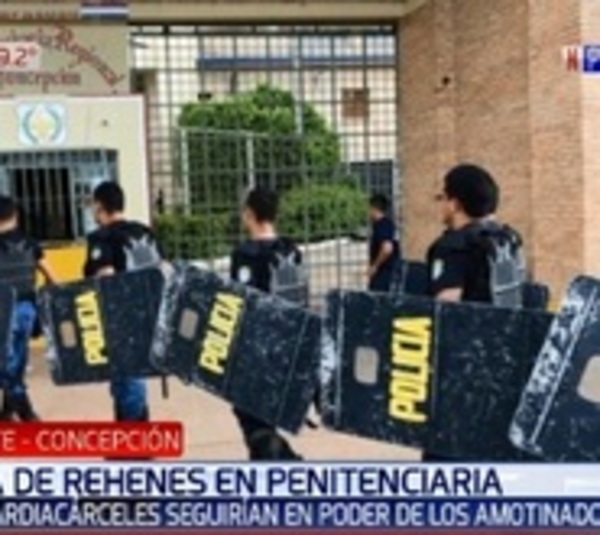 Amotinamiento y toma de rehén en Penitenciaria de Concepción - Paraguay.com