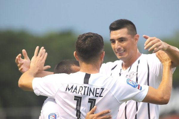 Libertad sale a buscar una noche “golestosa”