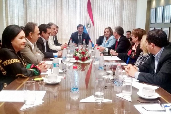 El 26 de marzo seguirá juicio político a contralor - Edicion Impresa - ABC Color