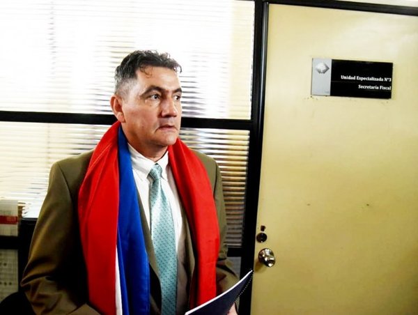Denuncian desvío de fondos en Hospital Militar - Edicion Impresa - ABC Color