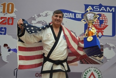 Pernas, ganador del campeonato Mundial de Artes Marciales 2019 | .::Agencia IP::.