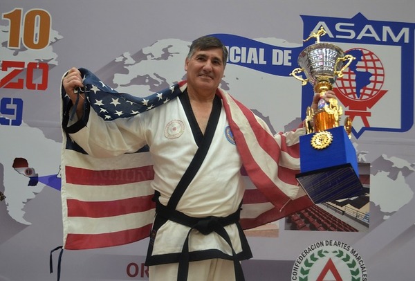 Pernas, ganador del campeonato Mundial de Artes Marciales 2019 | .::Agencia IP::.