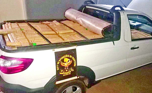 Mujer llevaba 1.000 kg de droga de Paraguay | Diario Vanguardia 07