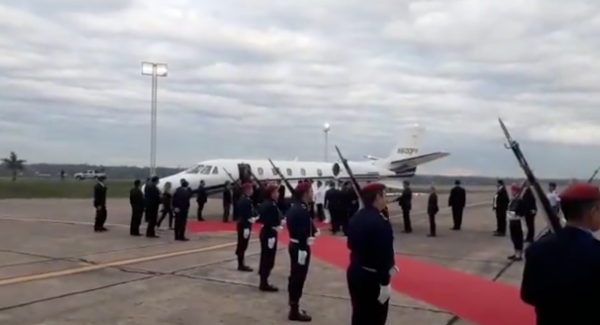 HOY / Abdo viaja a Brasil para encuentro con Bolsonaro