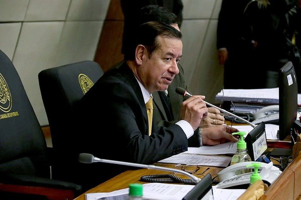 Funcionarios de Diputados en pie de guerra: "Son unos pocos los privilegiados" » Ñanduti