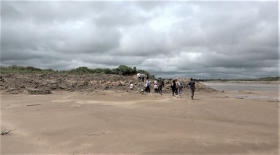 Delegados de Argentina, Bolivia y Paraguay inspeccionan trabajos en la embocadura