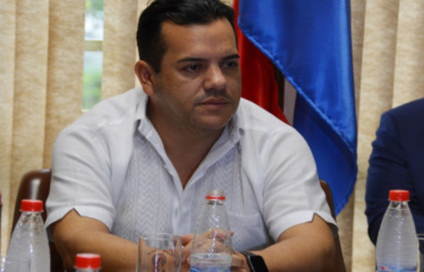 Cartes, nuevamente convocado - Radio 1000 AM