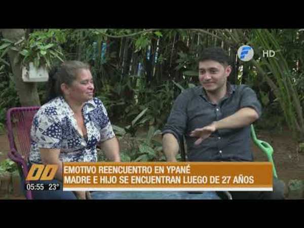 Luego de 27 años volvió a ver a su madre